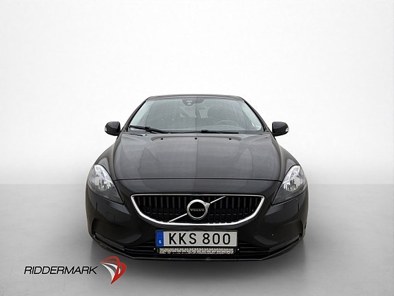 Volvo V40 2 of 30