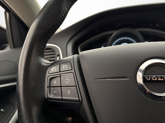 Volvo V40 15 of 30