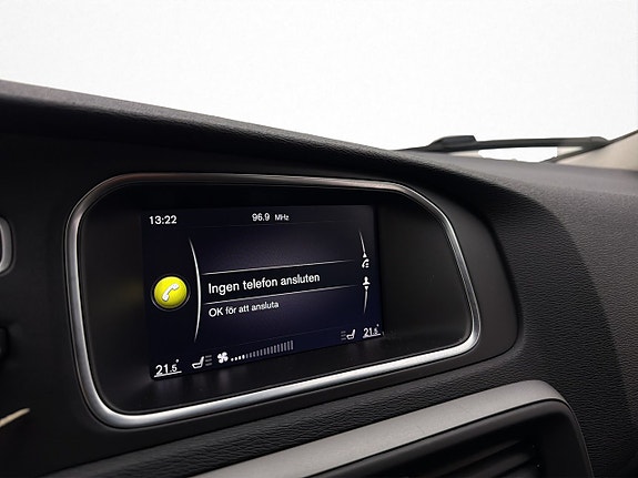 Volvo V40 21 of 30