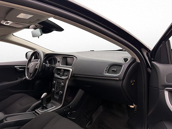 Volvo V40 23 of 30