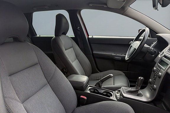 Volvo V50 13 of 17