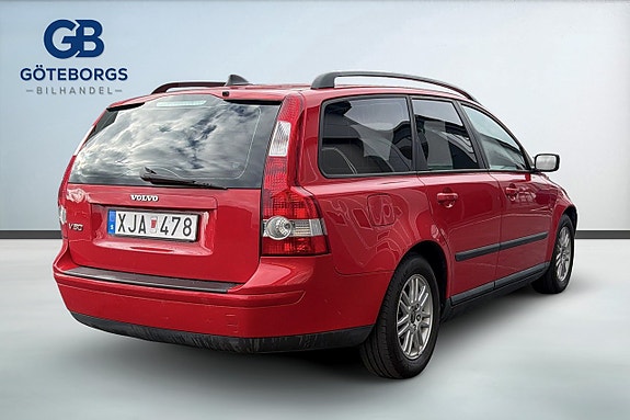 Volvo V50 6 of 17
