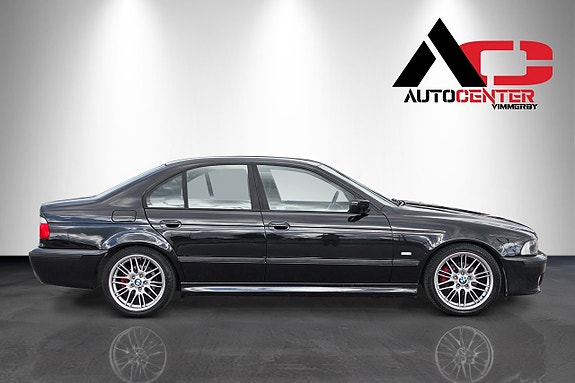 BMW 525 3 of 15