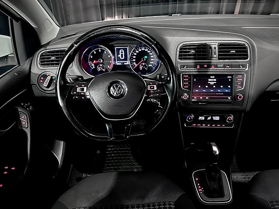 Volkswagen Polo 20 of 20