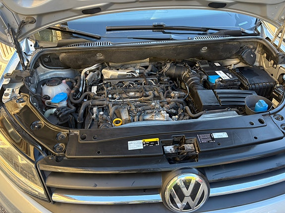 Volkswagen Caddy Maxi 18 of 30