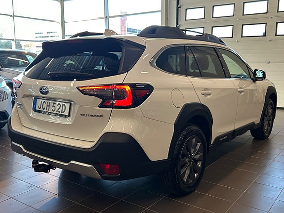 Subaru Outback 7 of 29