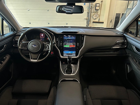 Subaru Outback 15 of 29