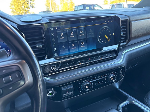Chevrolet Silverado 1500 4 of 9