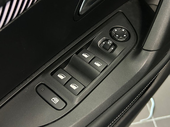 Peugeot 2008 28 of 28