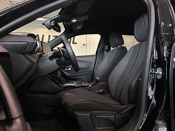 Peugeot 2008 12 of 28