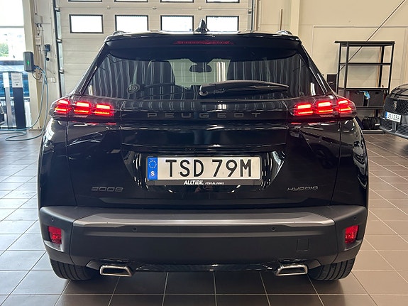 Peugeot 2008 6 of 28