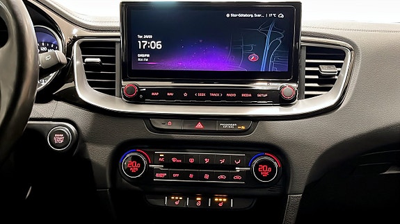 Kia Ceed 10 of 16