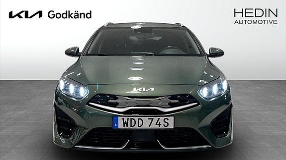 Kia Ceed 2 of 16