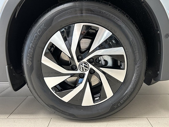 Volkswagen Tiguan 7 of 22