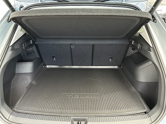 Volkswagen Tiguan 8 of 22
