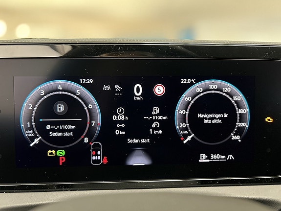 Volkswagen Tiguan 16 of 22