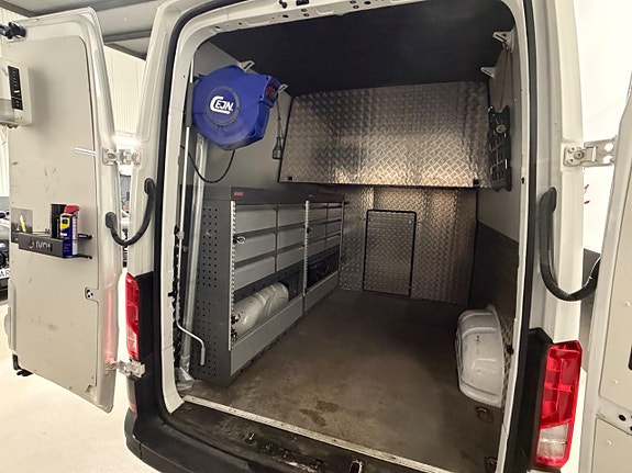 Volkswagen Crafter 8 of 22