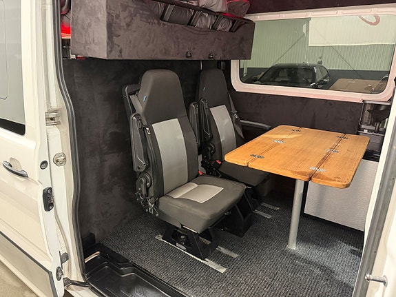 Volkswagen Crafter 13 of 22