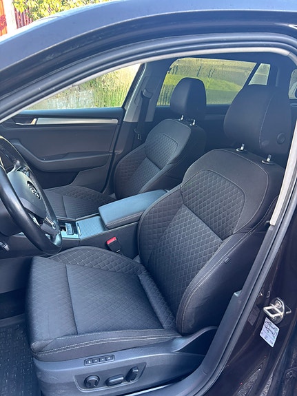 Skoda Superb 7 of 12