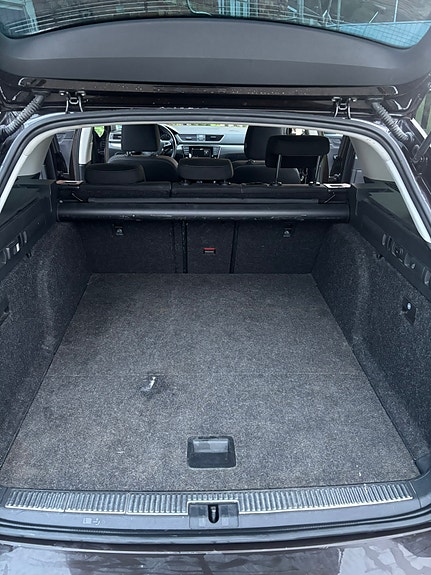 Skoda Superb 11 of 12