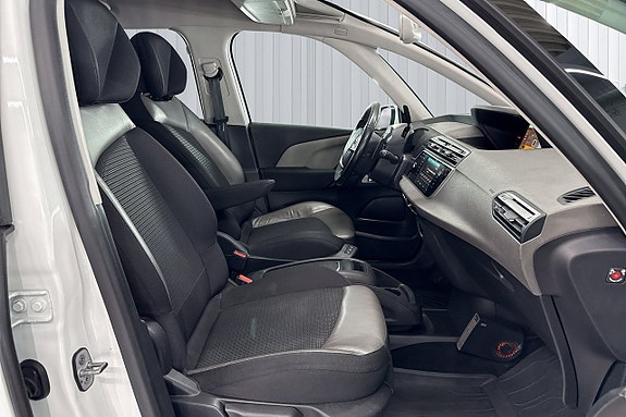 Citroen Grand C4 Picasso 17 of 20