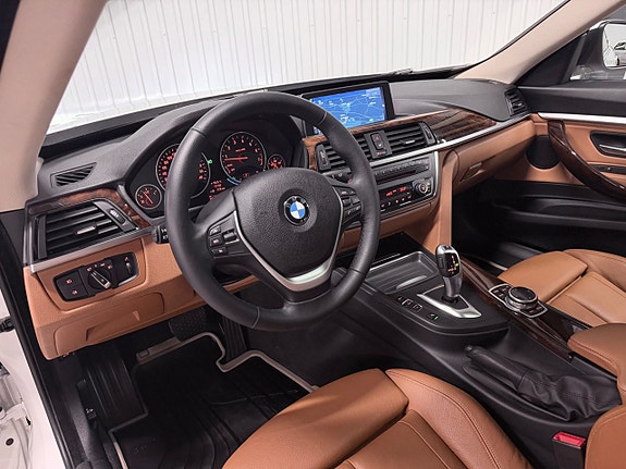 BMW 328i 9 of 29