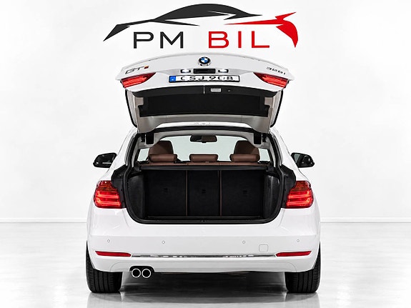 BMW 328i 25 of 29