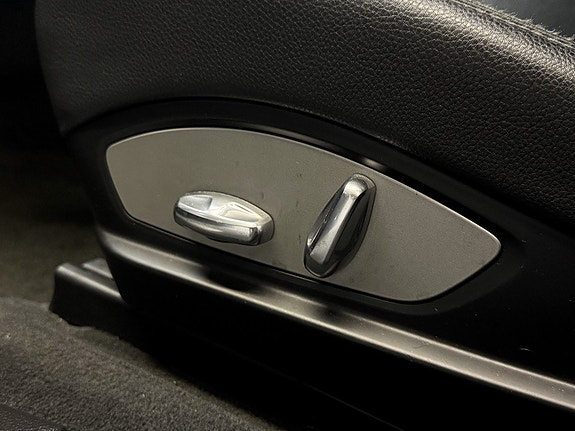 Porsche Panamera 4 14 of 24