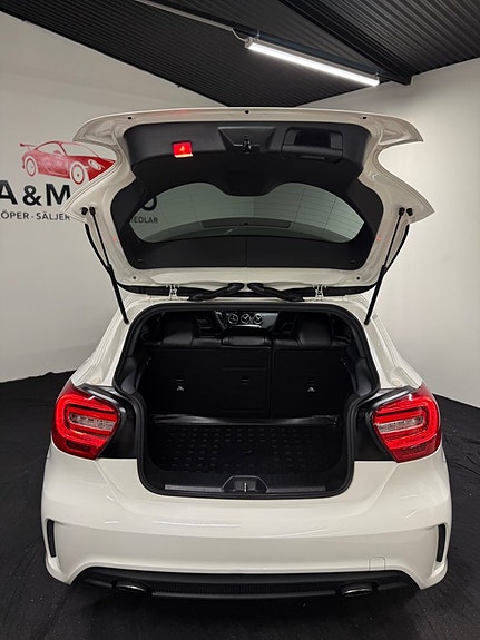 Mercedes-Benz A220 10 of 24