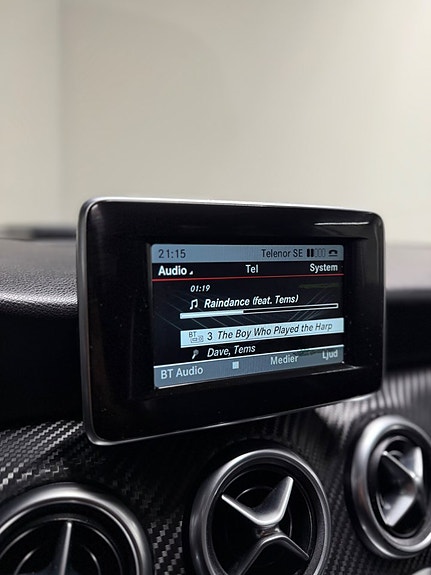 Mercedes-Benz A220 19 of 24