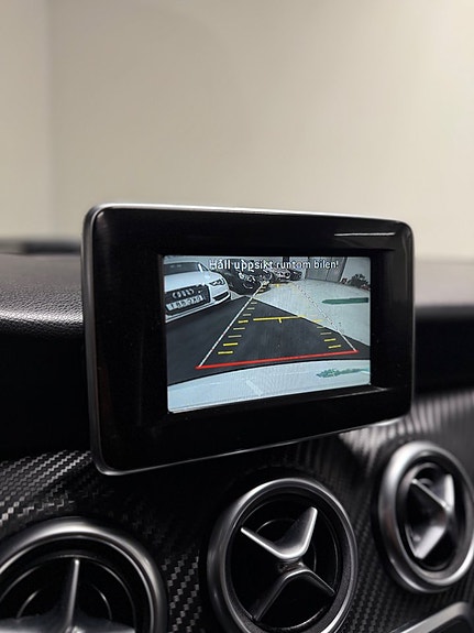 Mercedes-Benz A220 18 of 24
