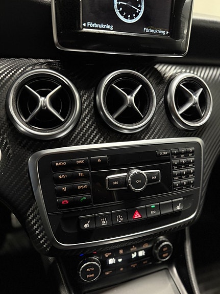 Mercedes-Benz A220 21 of 24