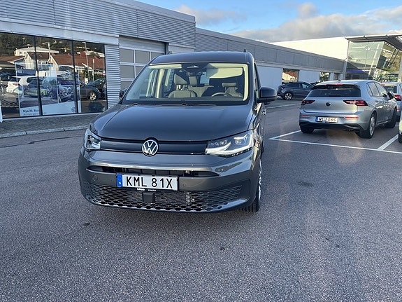 Volkswagen Caddy Maxi 4 of 13