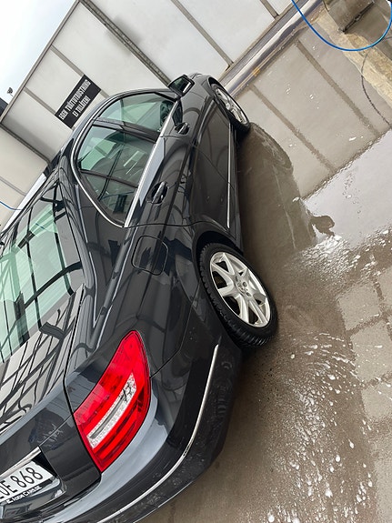 Mercedes-Benz C180 5 of 6