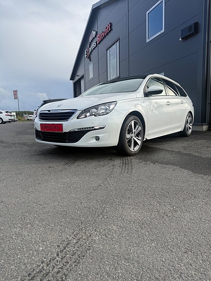 Peugeot 308 SW 2 of 14