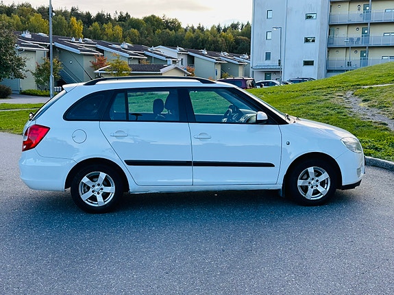 Skoda Fabia 4 of 15