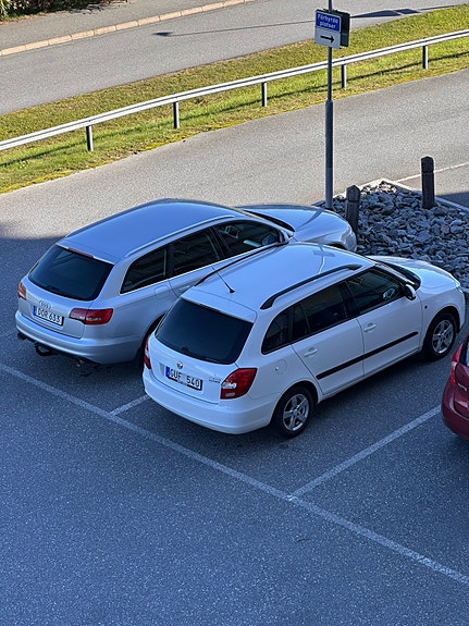 Skoda Fabia 2 of 15
