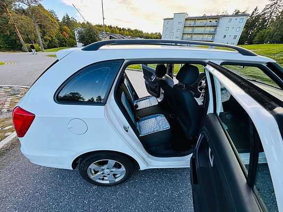 Skoda Fabia 9 of 15
