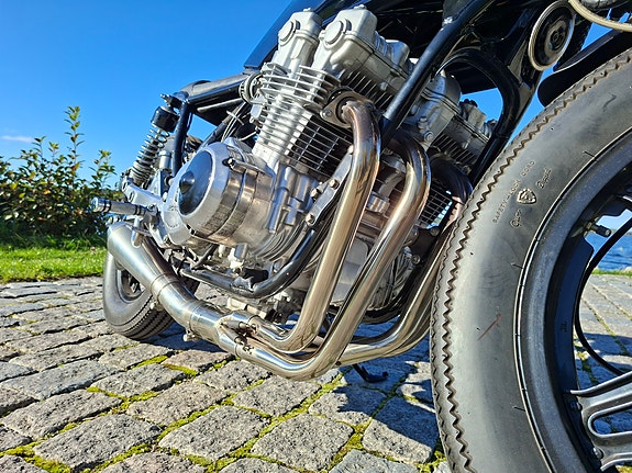 Honda CB750 7 of 13