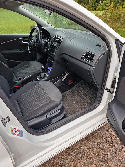 Volkswagen Polo 13 of 13