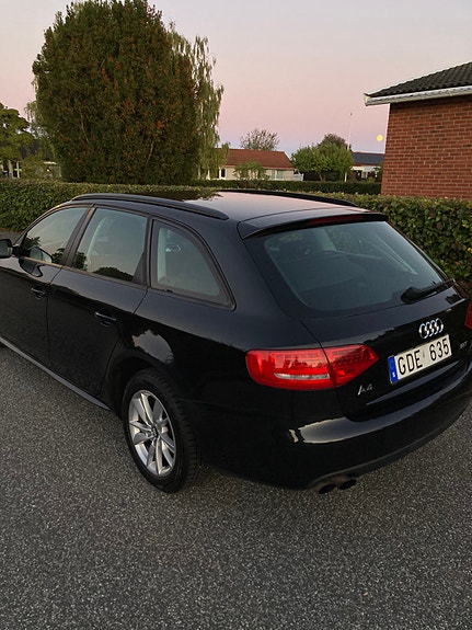 Audi A4 5 of 27