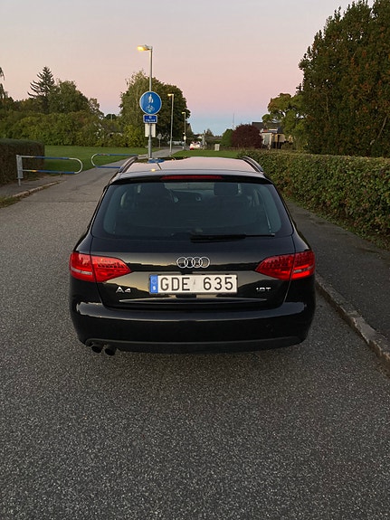 Audi A4 6 of 27
