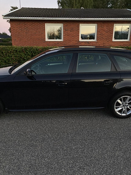 Audi A4 4 of 27