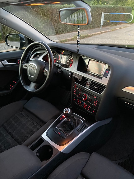 Audi A4 17 of 27