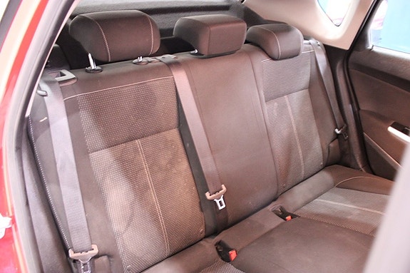 Opel Astra 15 of 25