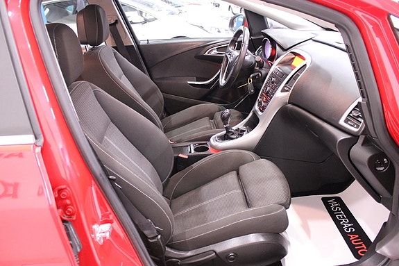 Opel Astra 12 of 25