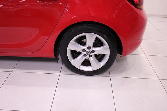 Opel Astra 18 of 25