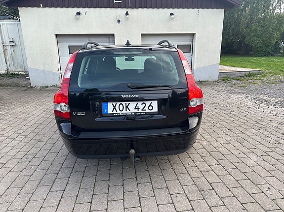 Volvo V50 5 of 13