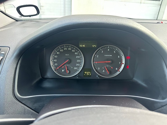 Volvo V50 11 of 13