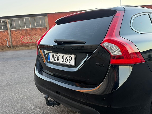 Volvo V60 4 of 12